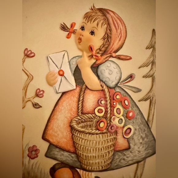 MJ Hummel #292 “Meditation” Plate Porcelain Collectible - Picture 2 of 7